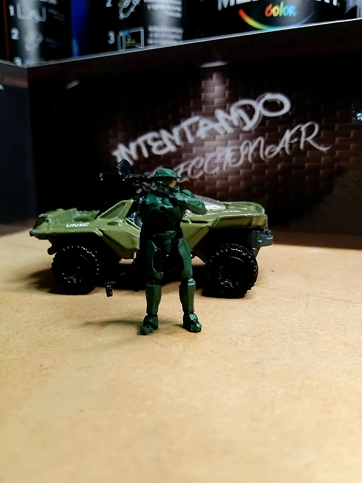 Escena Halo a escala con Spartan y Warthog — diorama personalizado Colombia